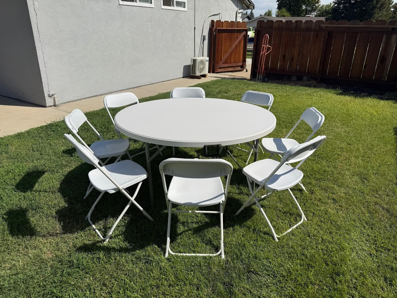 Table rental setup for event in Los Banos